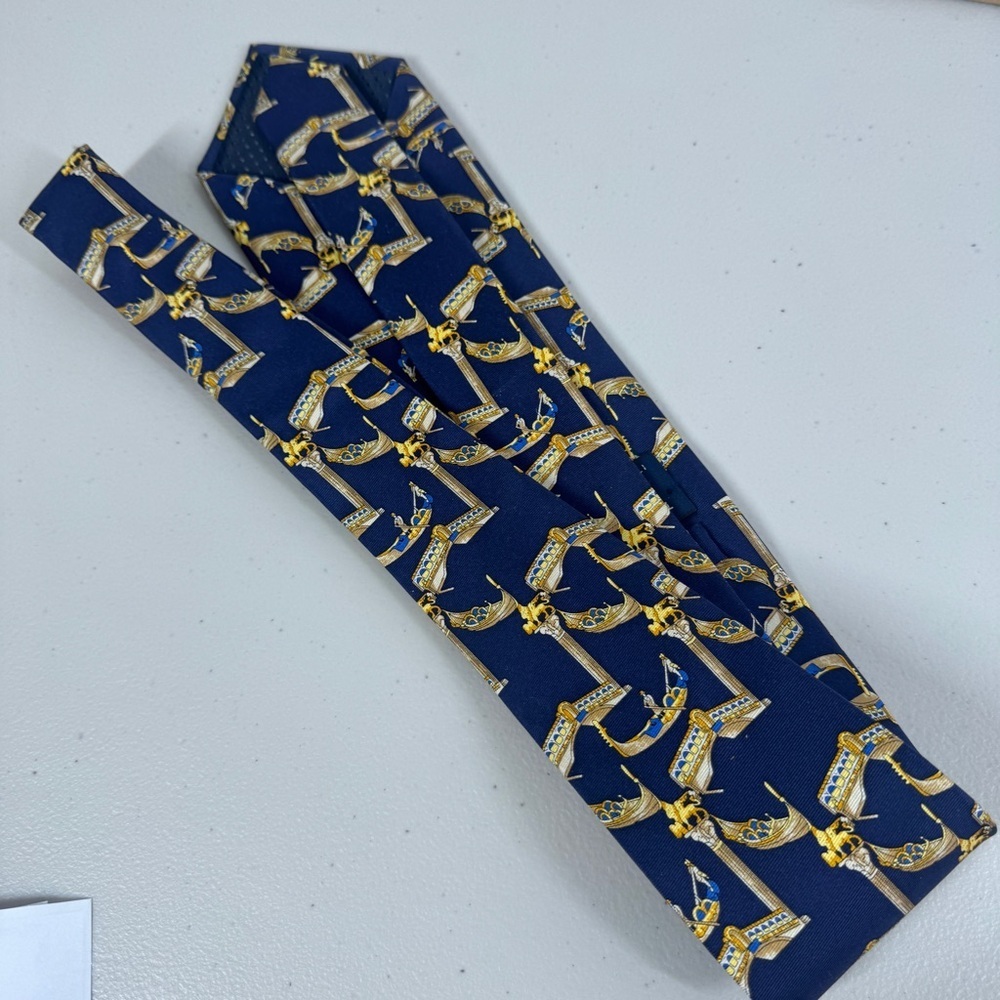 Trevisan Venezia Silk Elegant Navy and Gold Mens Tie Gondola Print Made in Italy - Picture 15 of 16